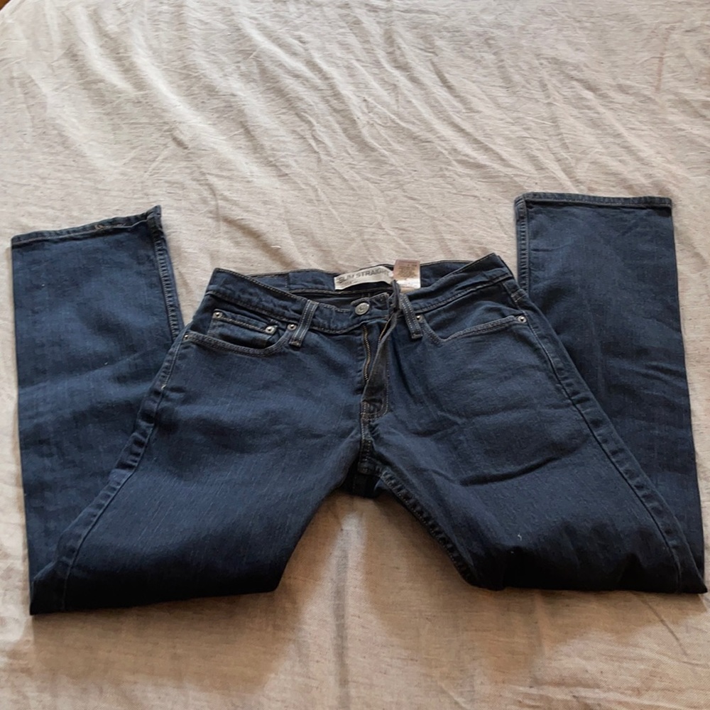 Levi’s 514 slim straight blue jeans — 30x 32